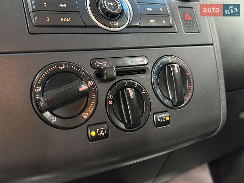 Хэтчбек Nissan TIIDA 2008 в Одессе