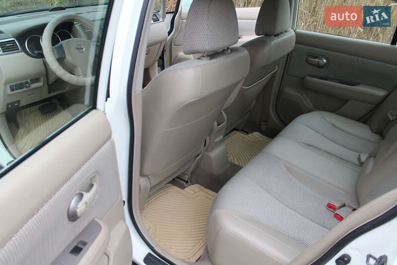 Седан Nissan TIIDA 2007 в Белой Церкви