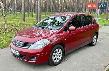 Хетчбек Nissan TIIDA 2007 в Києві