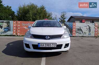 Хэтчбек Nissan TIIDA 2013 в Киеве