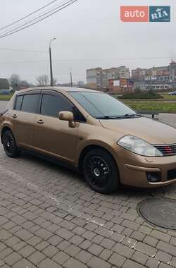 Хетчбек Nissan TIIDA 2008 в Хмельницькому