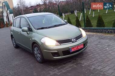 Хэтчбек Nissan TIIDA 2008 в Луцке