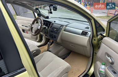 Хэтчбек Nissan TIIDA 2008 в Хмельницком