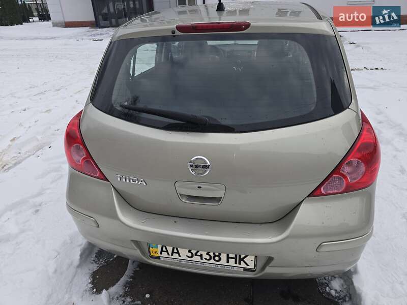 Хэтчбек Nissan TIIDA 2008 в Киеве фото 3 Хэтчбек Nissan TIIDA 2008 в Киеве