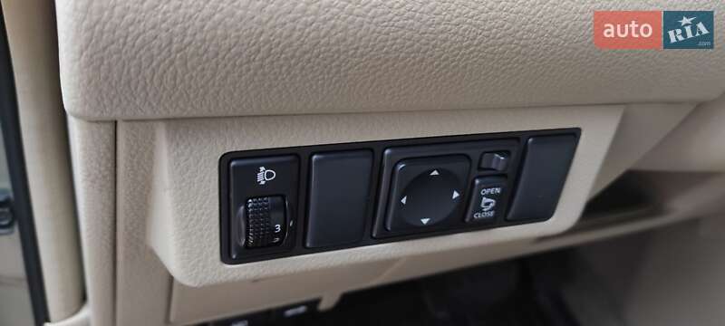 Хэтчбек Nissan TIIDA 2008 в Одессе фото 12 Хэтчбек Nissan TIIDA 2008 в Одессе