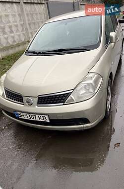 Хэтчбек Nissan TIIDA 2008 в Одессе