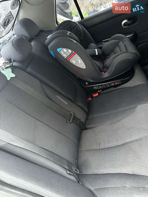 Седан Nissan TIIDA 2008 в Киеве фото 8 Седан Nissan TIIDA 2008 в Киеве