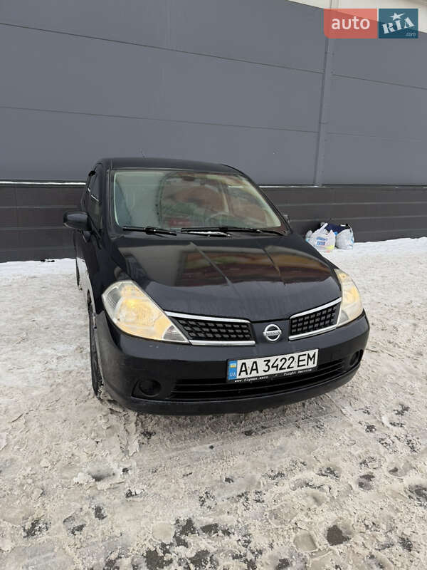 Хэтчбек Nissan TIIDA 2008 в Киеве фото 4 Хэтчбек Nissan TIIDA 2008 в Киеве