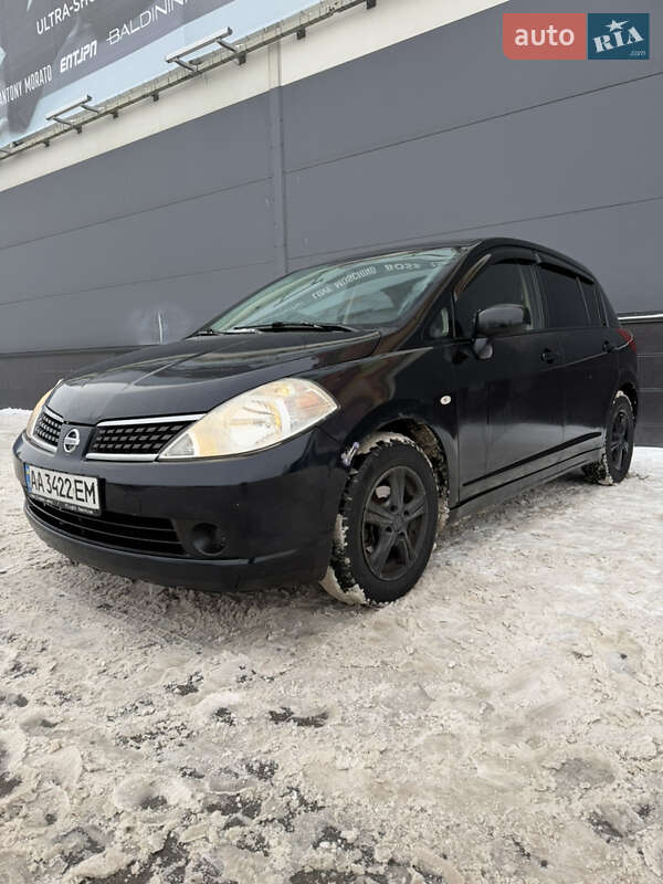 Хэтчбек Nissan TIIDA 2008 в Киеве фото 10 Хэтчбек Nissan TIIDA 2008 в Киеве