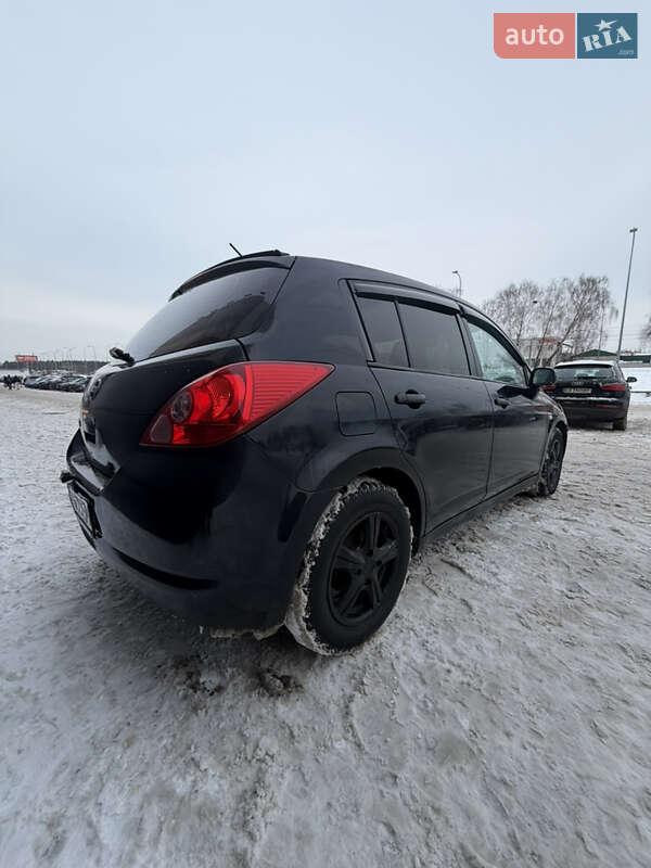 Хэтчбек Nissan TIIDA 2008 в Киеве фото 16 Хэтчбек Nissan TIIDA 2008 в Киеве