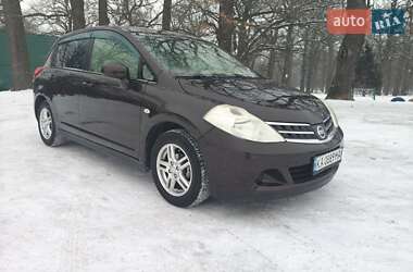 Хэтчбек Nissan TIIDA 2011 в Белой Церкви
