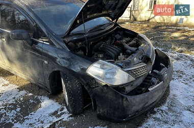 Седан Nissan TIIDA 2007 в Кривом Роге