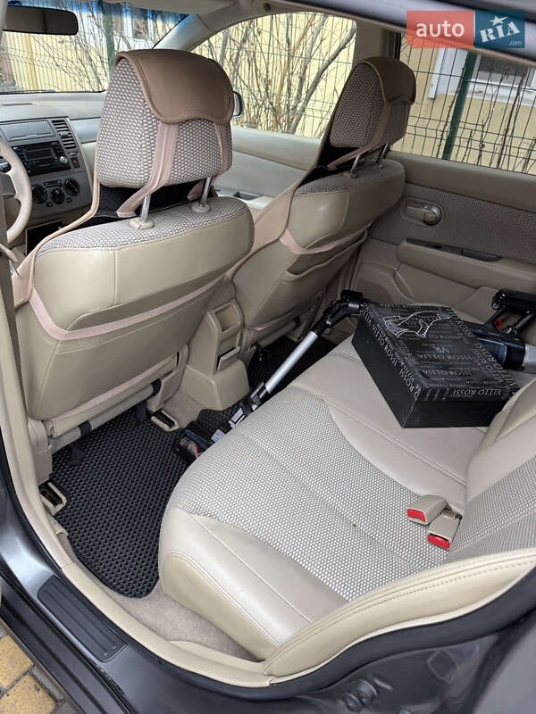 Хэтчбек Nissan TIIDA 2007 в Одессе фото 12 Хэтчбек Nissan TIIDA 2007 в Одессе