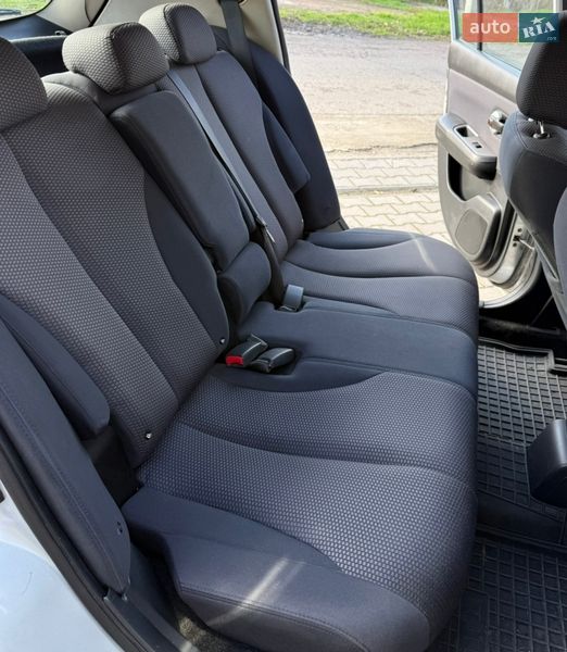 Хэтчбек Nissan TIIDA 2008 в Одессе