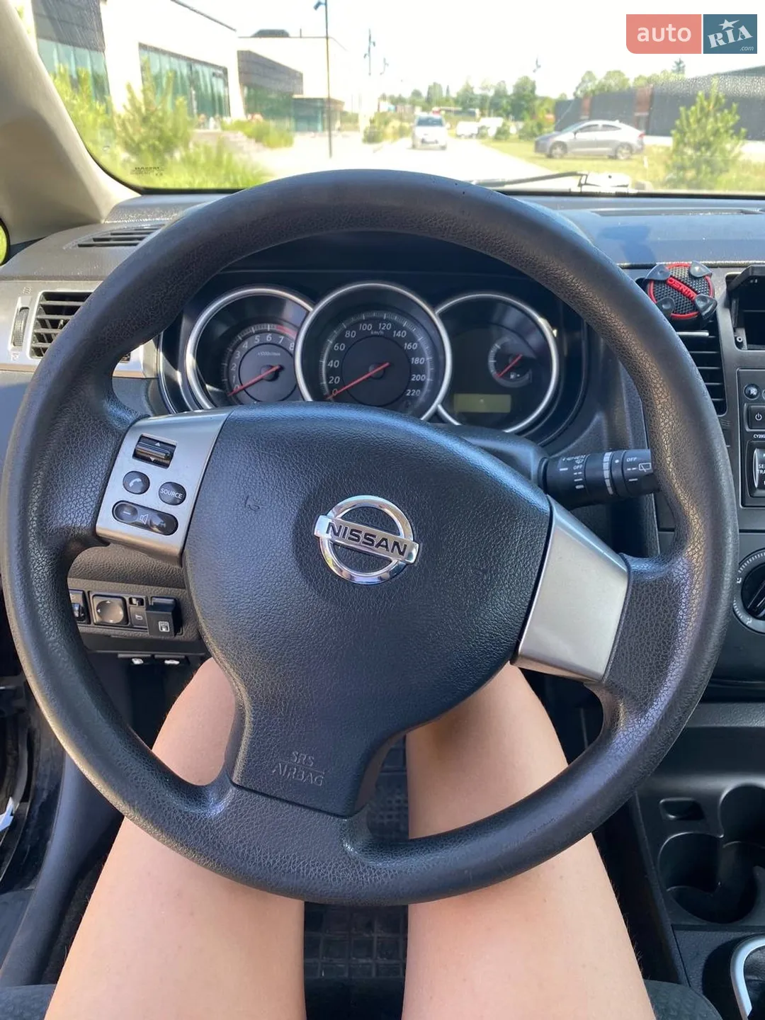 2011 Nissan Tiida - мініатюра 9