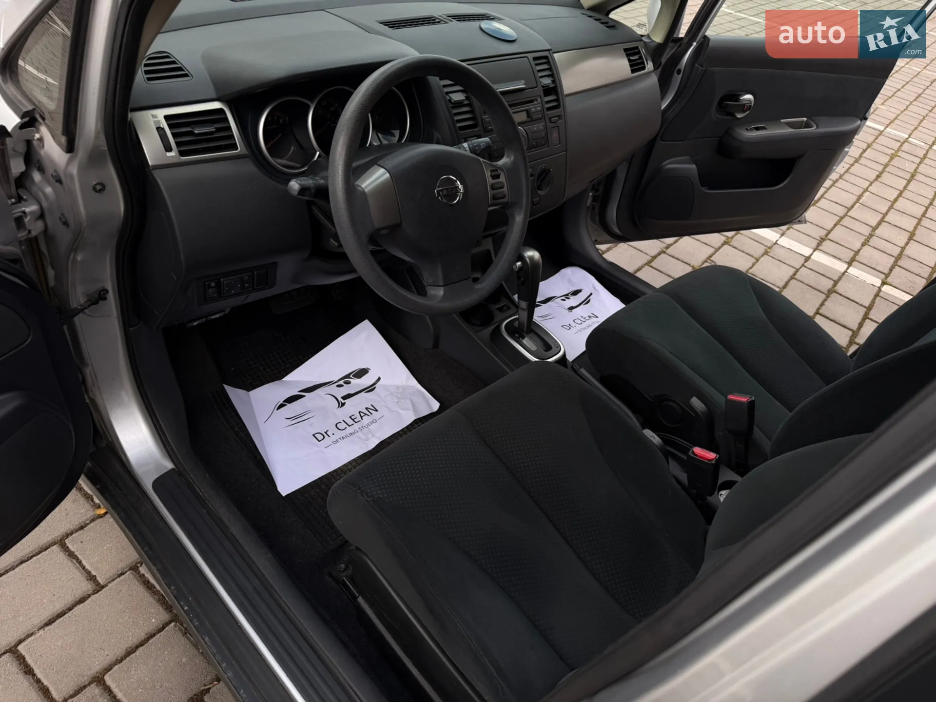 2010 Nissan Tiida - мініатюра 5