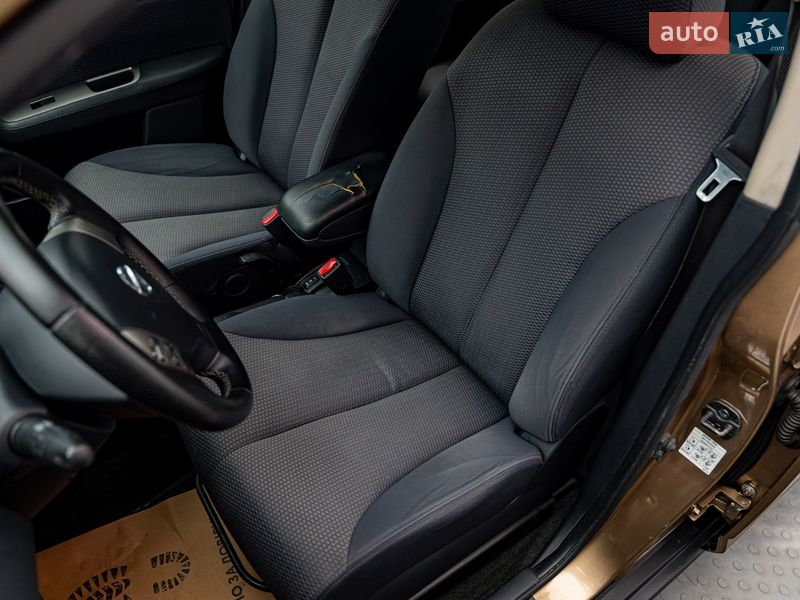 Хетчбек Nissan TIIDA 2008 в Києві