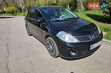 Седан Nissan TIIDA 2008 в Кропивницком