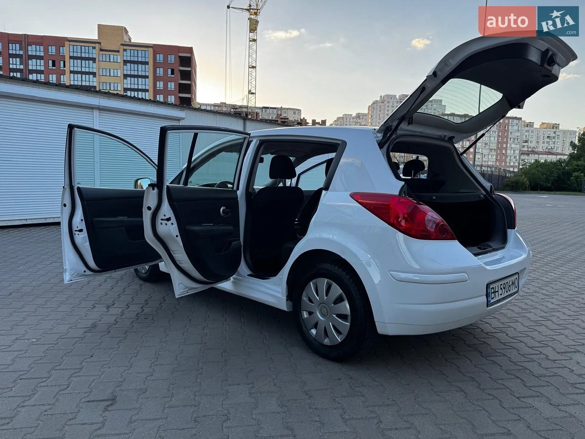 2012 Nissan Tiida - мініатюра 5