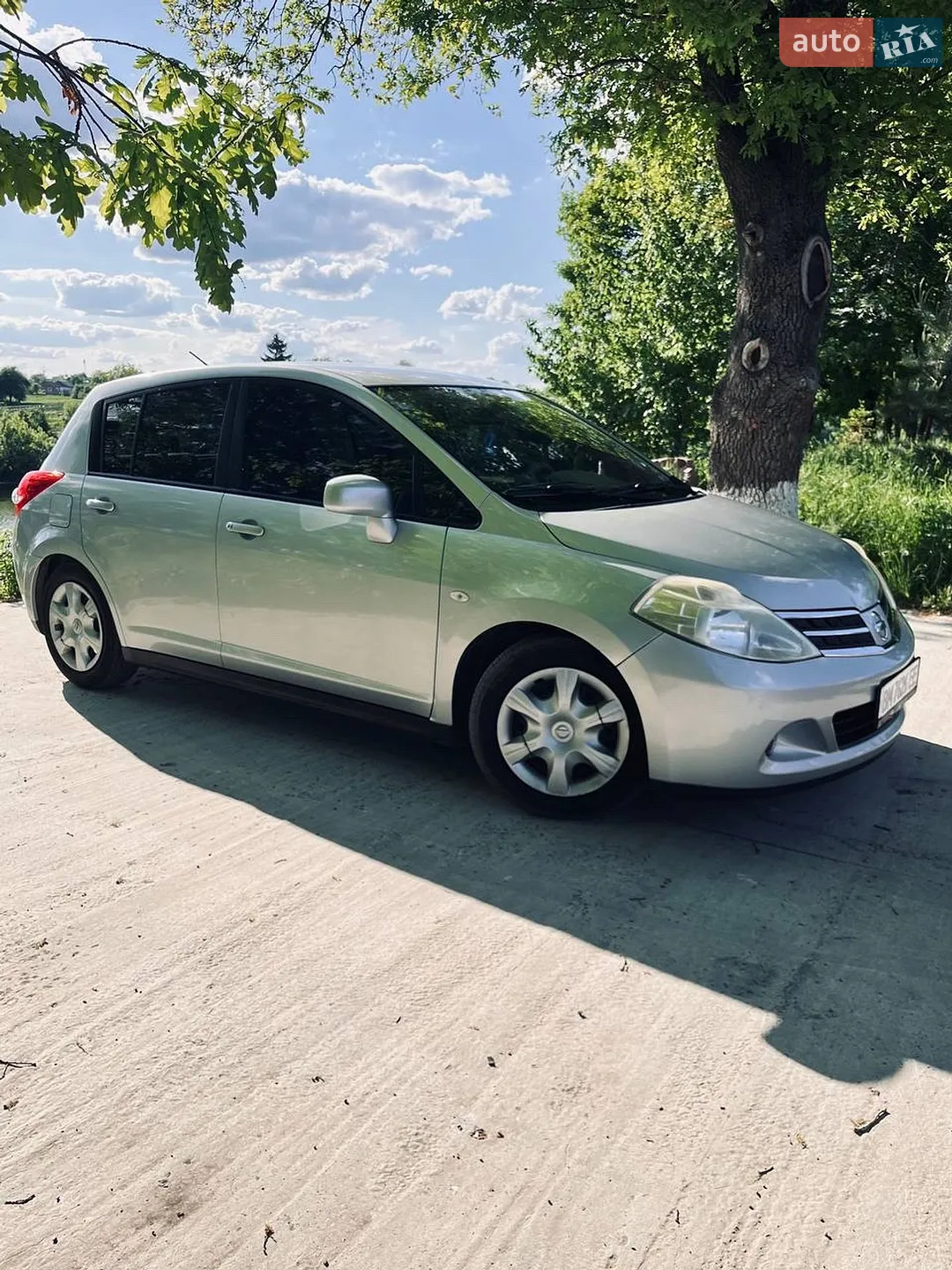 2012 Nissan Tiida - мініатюра 3