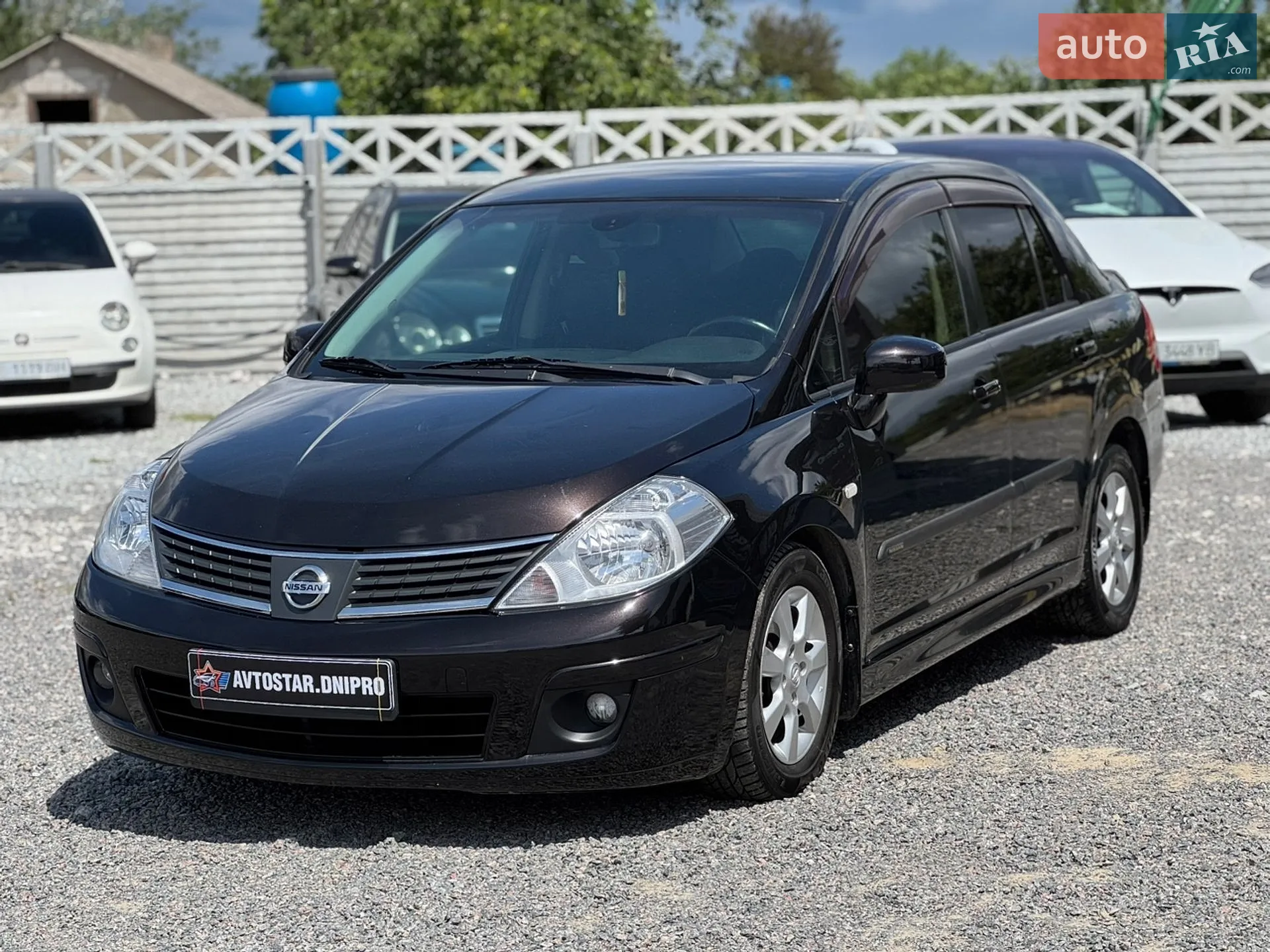 2010 Nissan Tiida - мініатюра 3