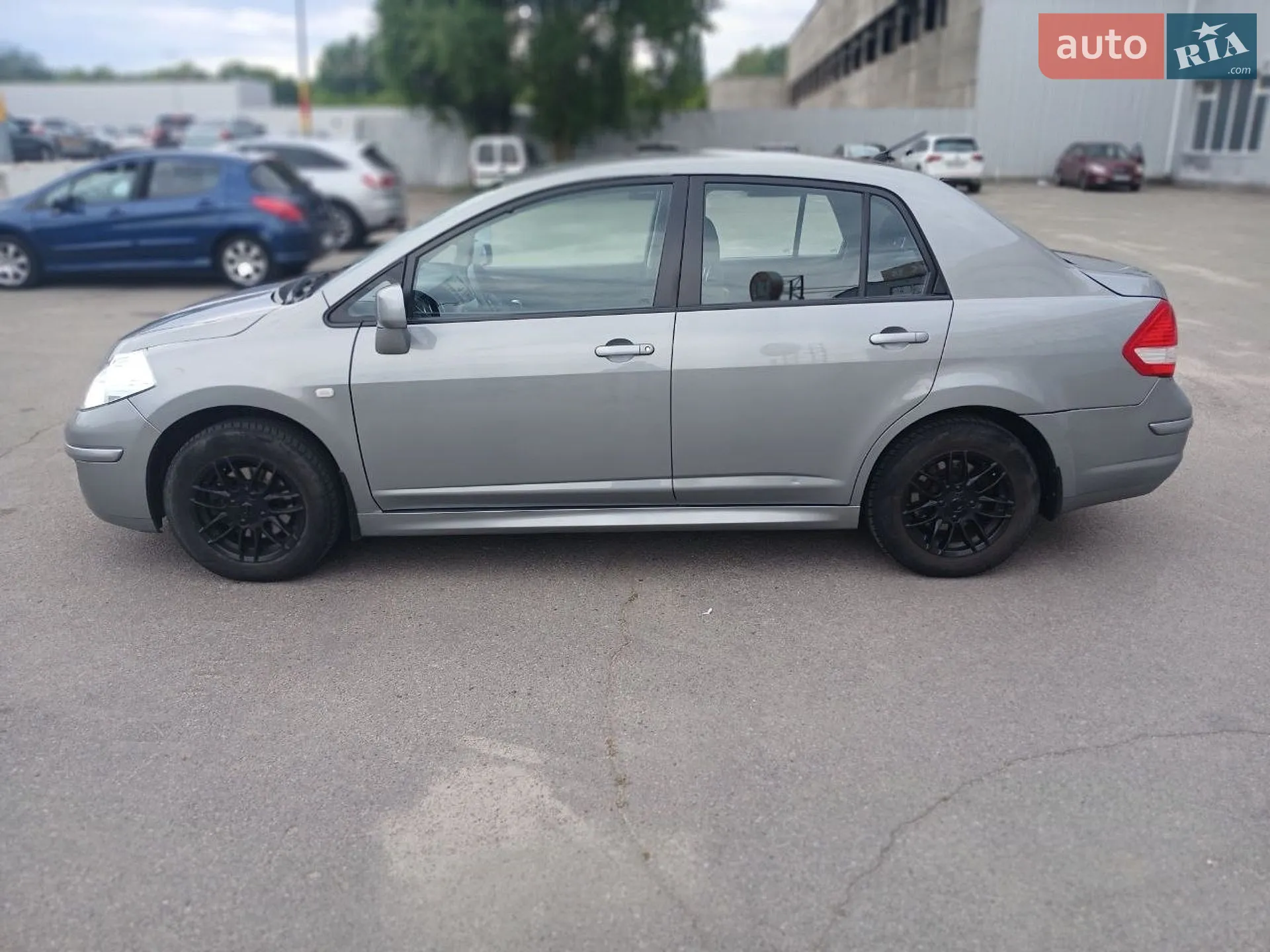 2012 Nissan Tiida - мініатюра 4