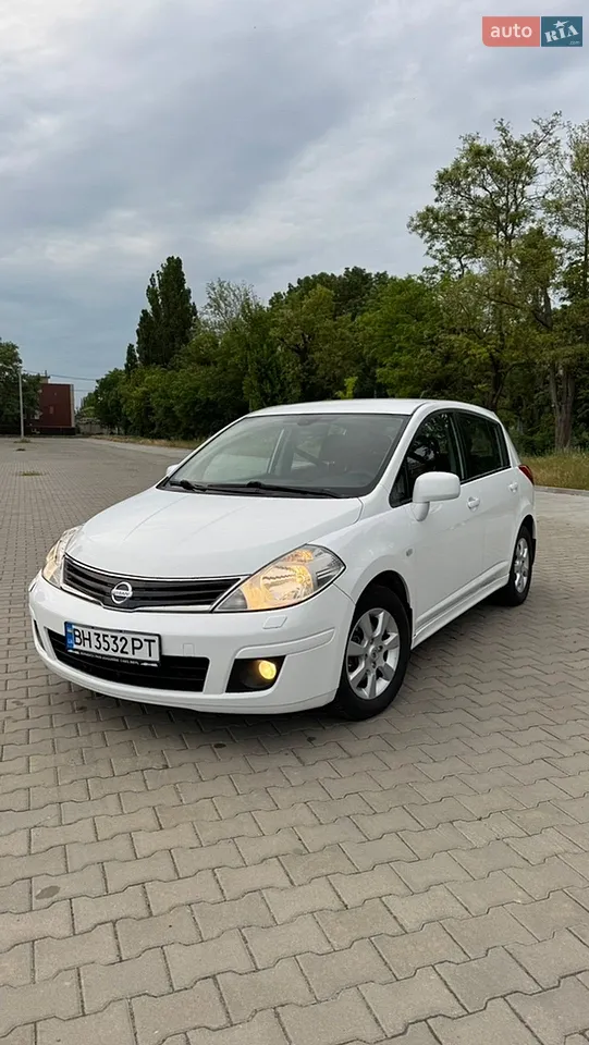 2011 Nissan Tiida - мініатюра 18