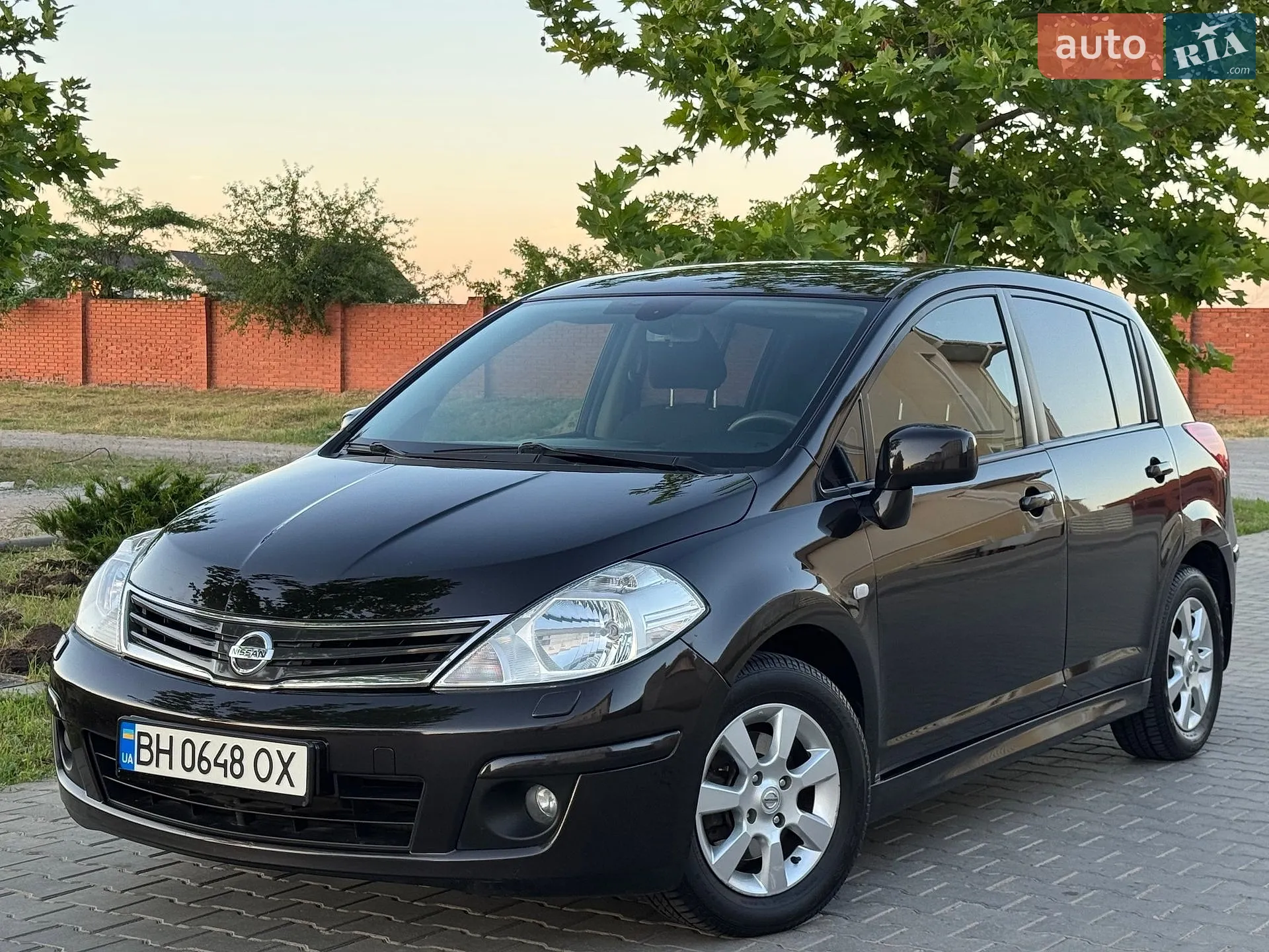 2010 Nissan Tiida - фото 1