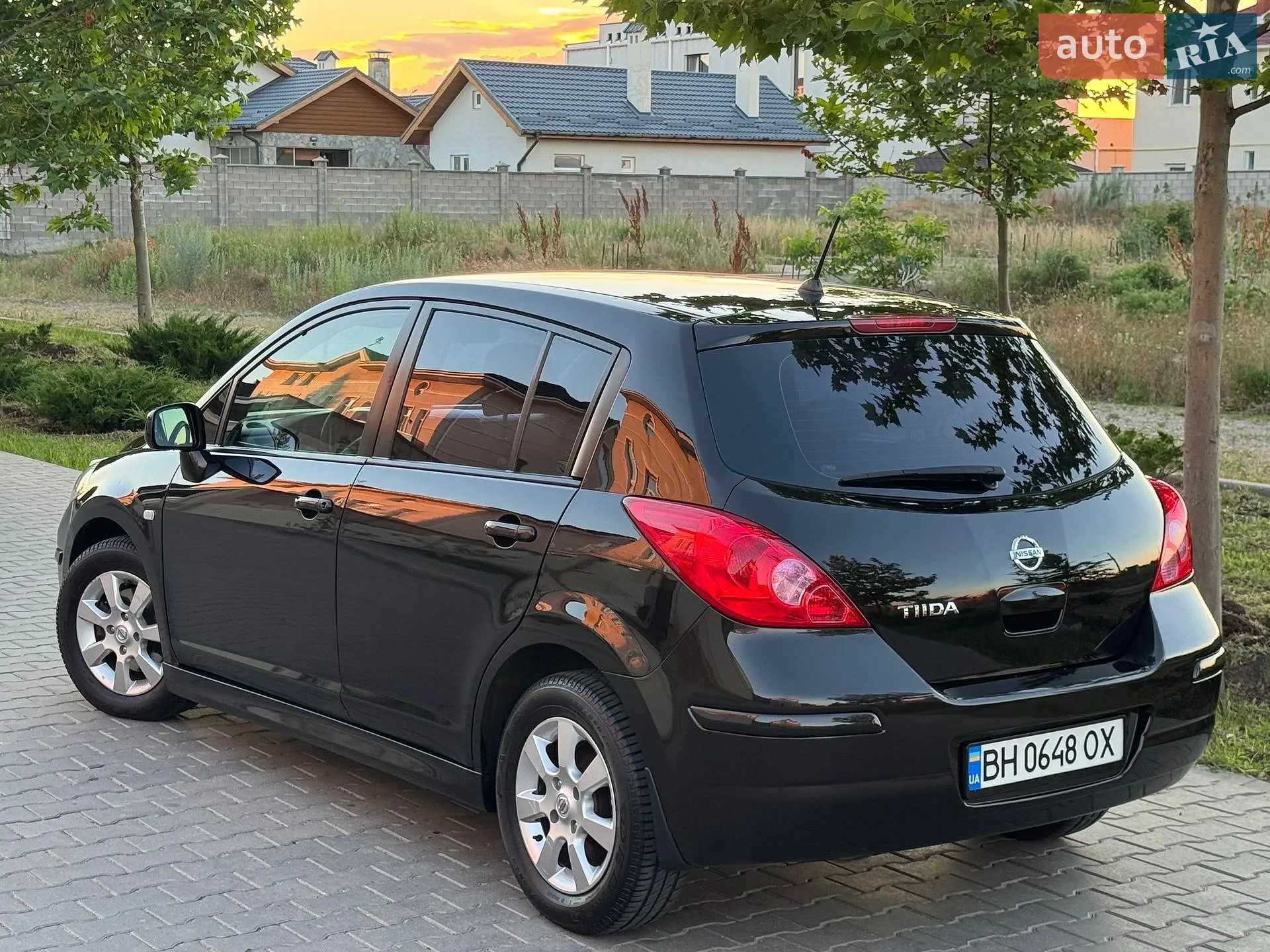 2010 Nissan Tiida - мініатюра 23