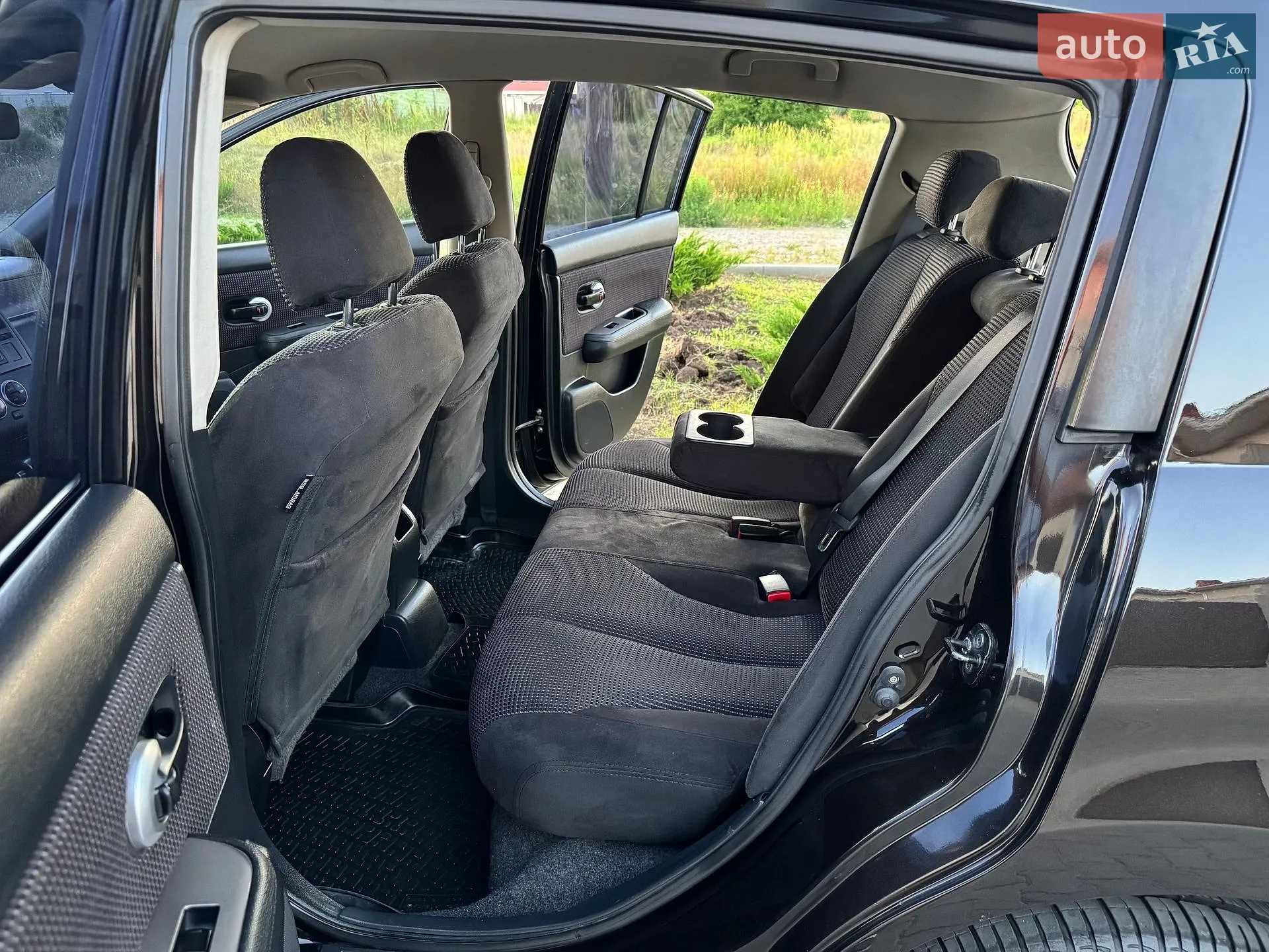 2010 Nissan Tiida - мініатюра 42
