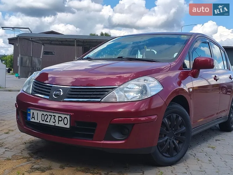 Nissan TIIDA