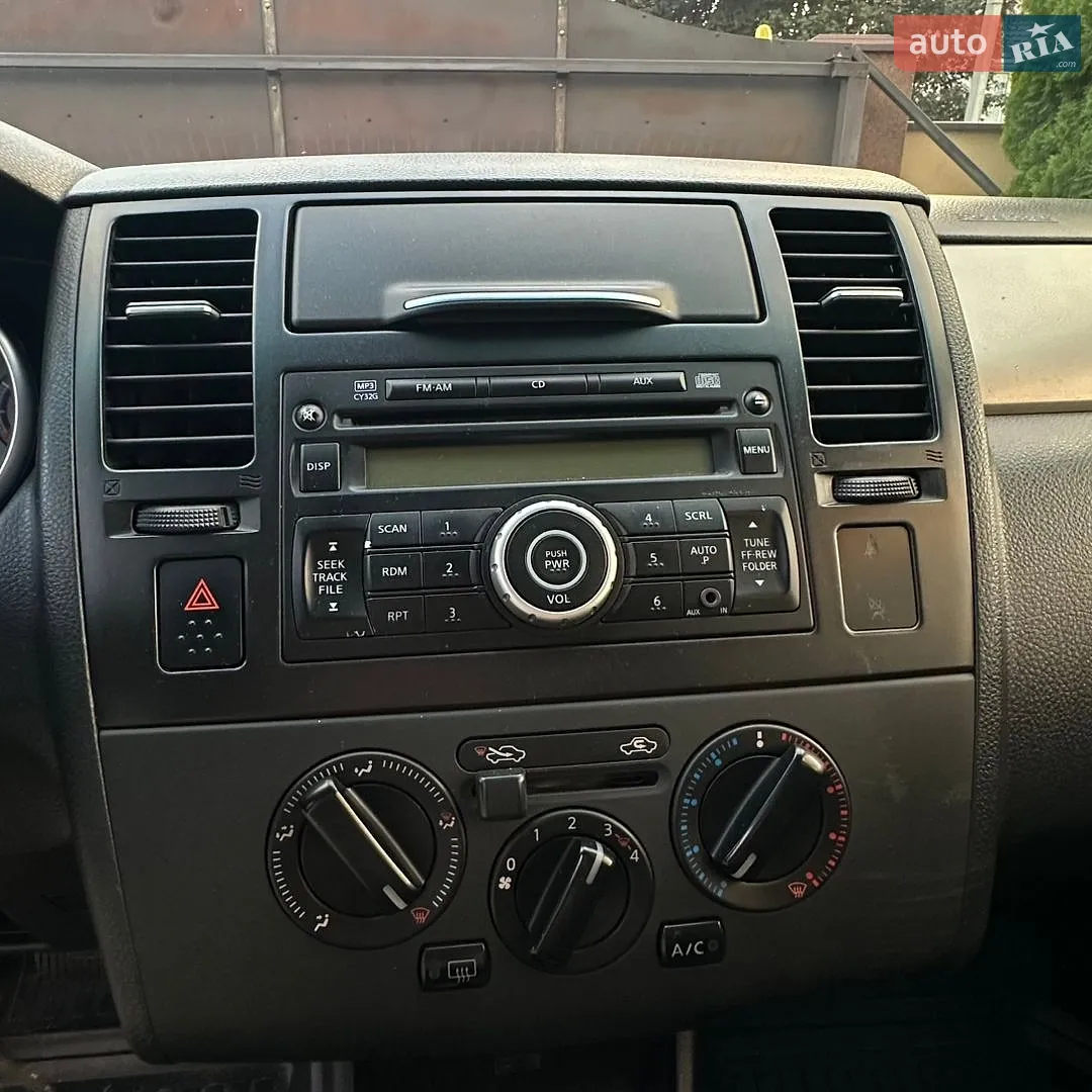 2013 Nissan Tiida - мініатюра 12