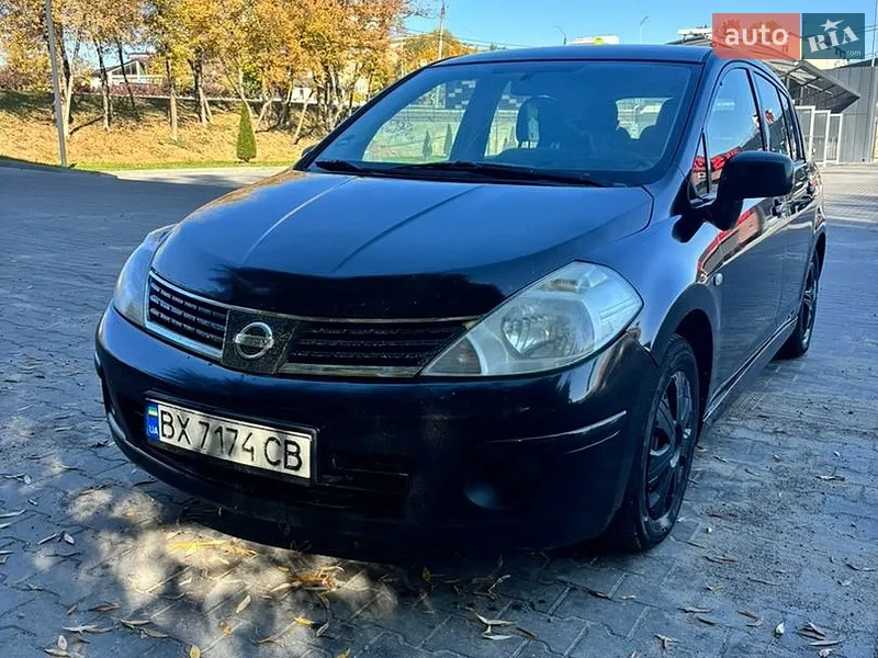 Nissan TIIDA