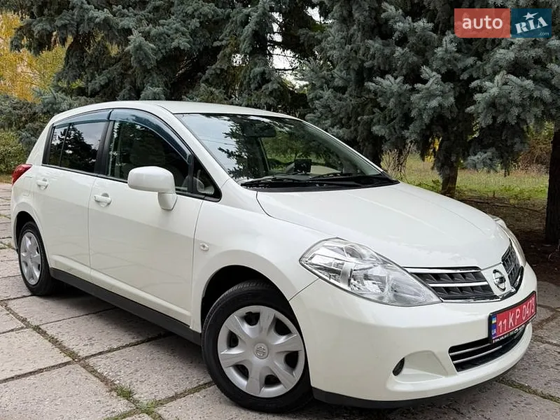 Nissan TIIDA