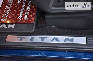 Пикап Nissan Titan 2015 в Одессе