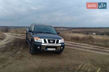 Nissan Titan 2015