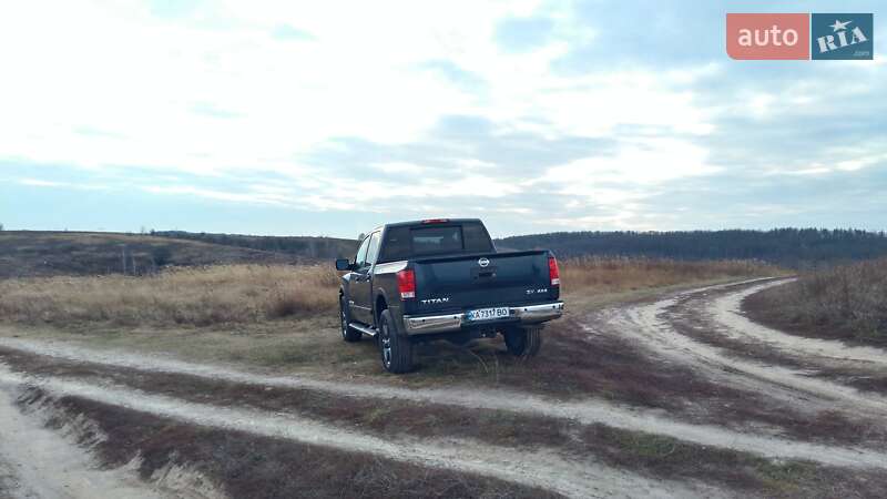 Пікап Nissan Titan 2015 в Києві