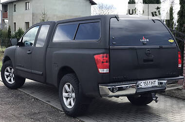 Позашляховик / Кросовер Nissan Titan 2012 в Львові