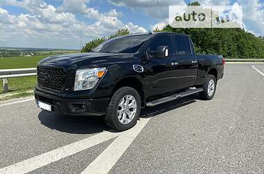 Пикап Nissan Titan 2016 в Львове