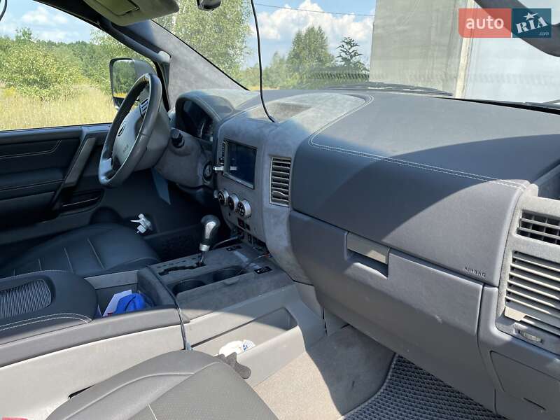 Пікап Nissan Titan 2006 в Києві