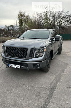 Борт Nissan Titan 2018 в Полтаве