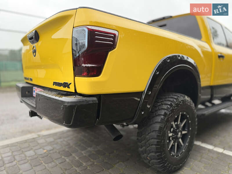 Пікап Nissan Titan 2018 в Києві
