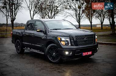 Пікап Nissan Titan 2019 в Луцьку