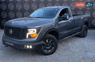Пикап Nissan Titan 2016 в Киеве
