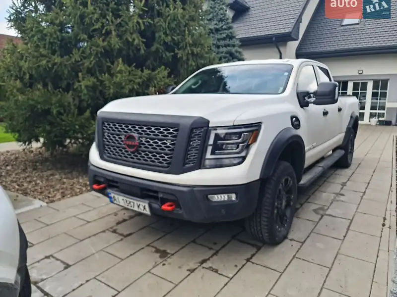 Nissan Titan 2016