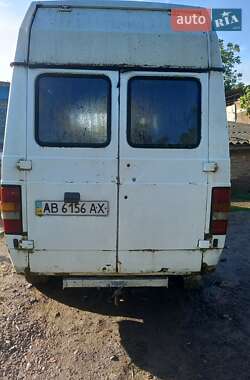 Минивэн Nissan Trade 1998 в 
