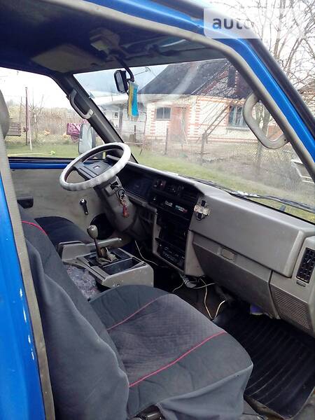 Мінівен Nissan Vanette 1991 в Турійську