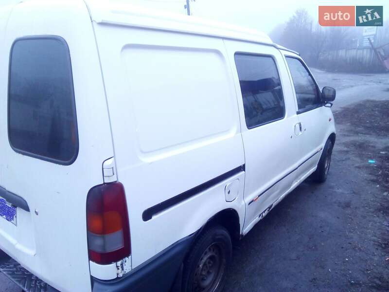 Мінівен Nissan Vanette 1998 в Умані фото 3 Мінівен Nissan Vanette 1998 в Умані