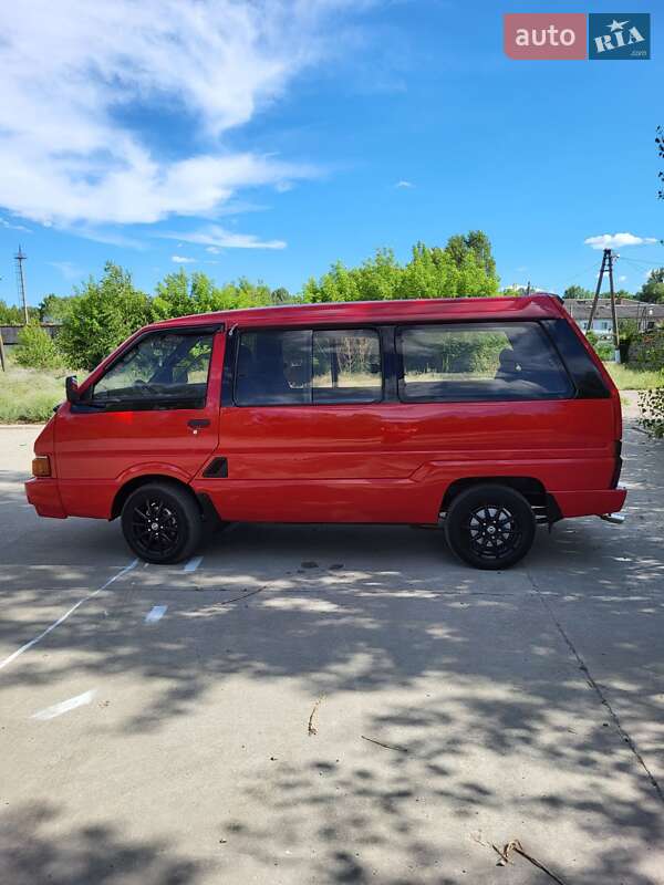 Минивэн Nissan Vanette 1988 в Харькове
