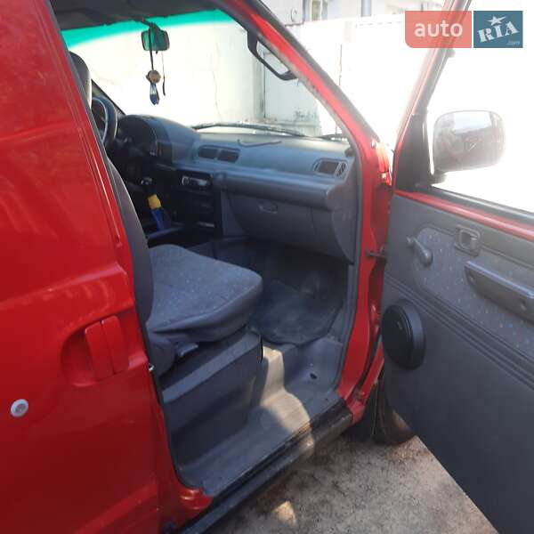 Минивэн Nissan Vanette 1997 в Барановке